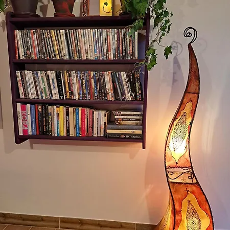 בית כפרי Old House *