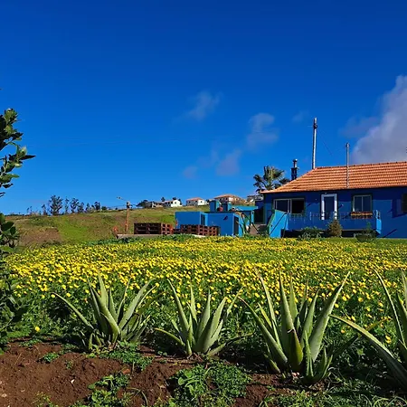 בית כפרי Old House